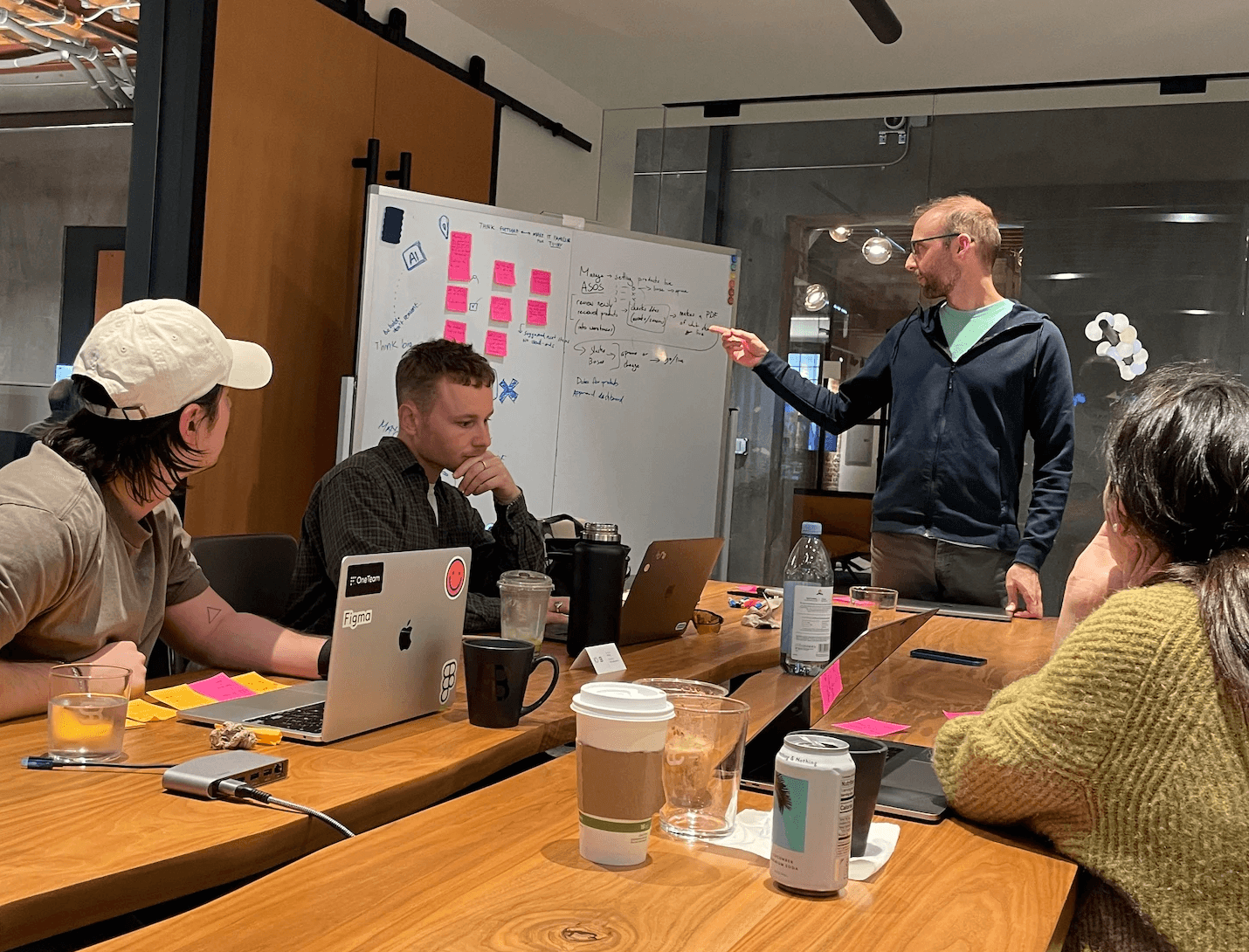 Target persona and workflow artifacts for merchandising and logistics users